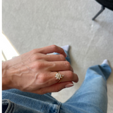 Maja snurrande ring - guld